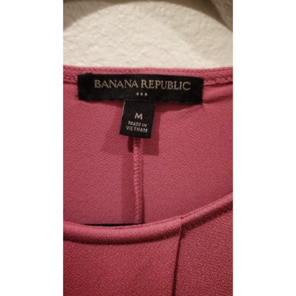 BANANA REPUBLIC Berry Blush Sleeveless Blouse - Picture 3 of 3